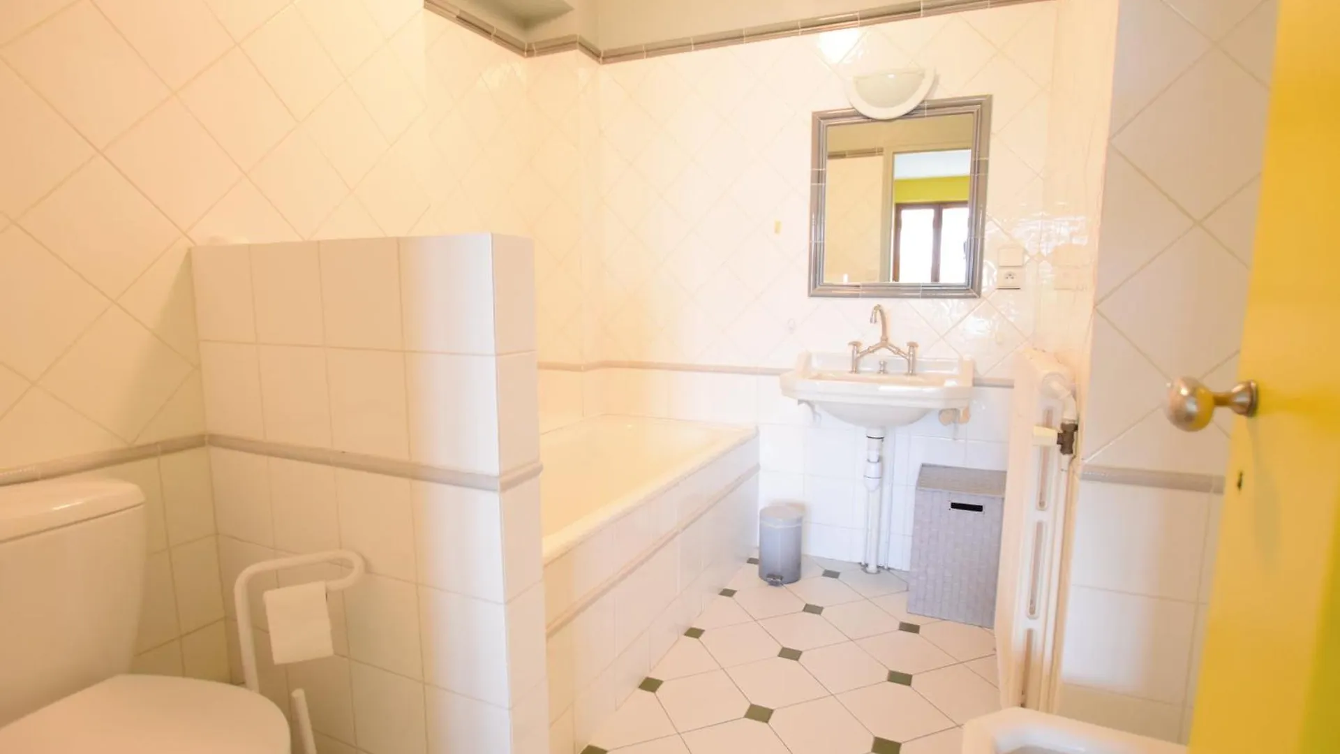 Apartament Spacieux Appartement A Evian, Proche Centre Et Lac, Pour 5 Personnes, Animaux Acceptes - Fr-1-498-7
